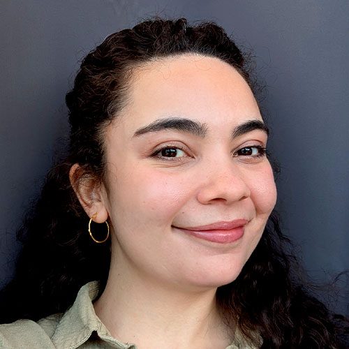 Gabriela Tavora headshot