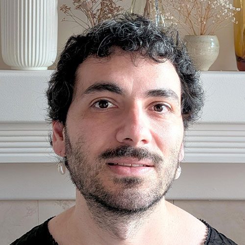 Ignacio Betancourt headshot