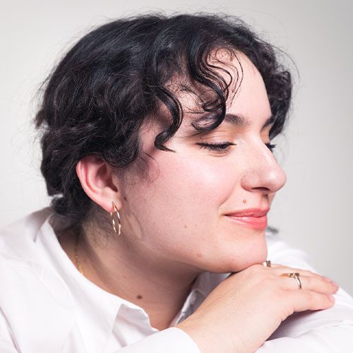 Ophelia Spinosa headshot