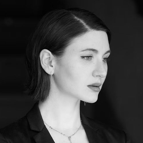 Emily Lawson headshot