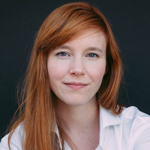 Hayley Gray headshot