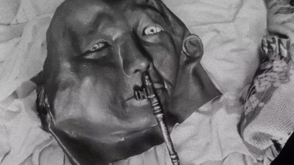 Object of Riddle film image; a disproportionate metal face