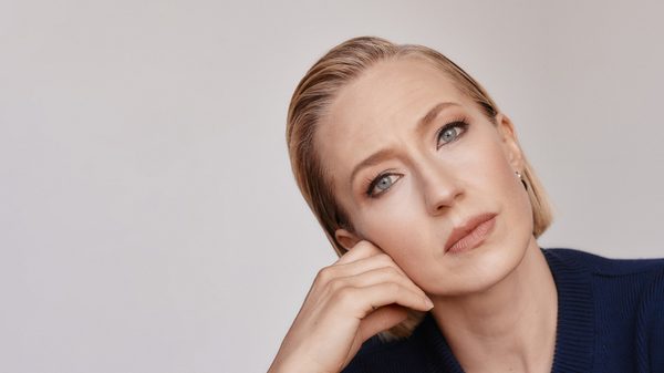 Carrie Coon headshot