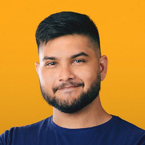 Ali Naqi headshot