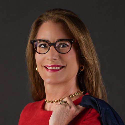 Catherine Warren headshot
