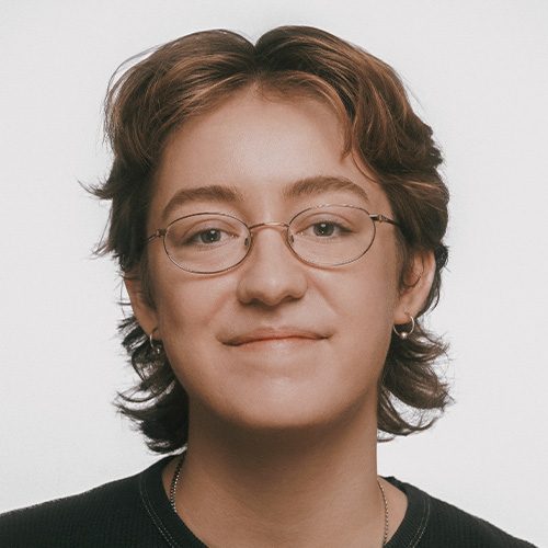 Jessie Posthumus headshot